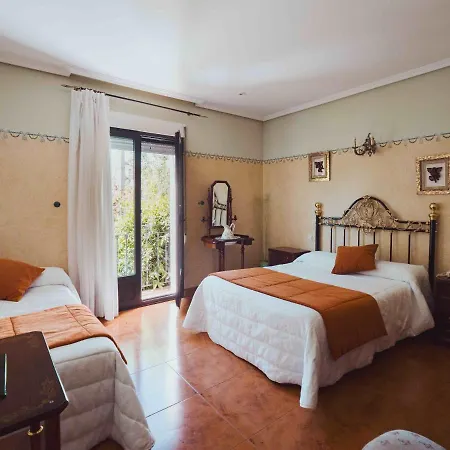 Doña Carmen 3*
